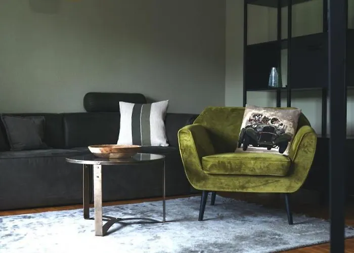 Apartment Haus Grün